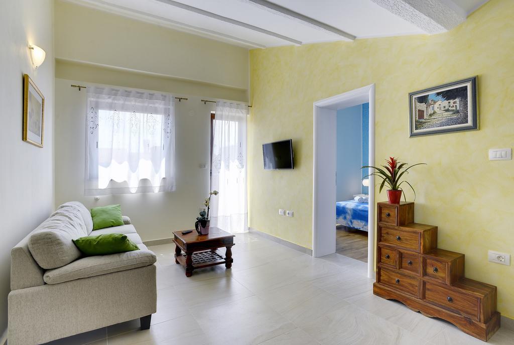 Apartment Rita 1 Ровінь Екстер'єр фото